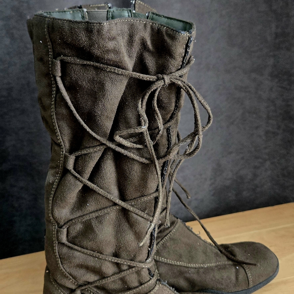 Airwalk Dark Brown Lace-Up Boots